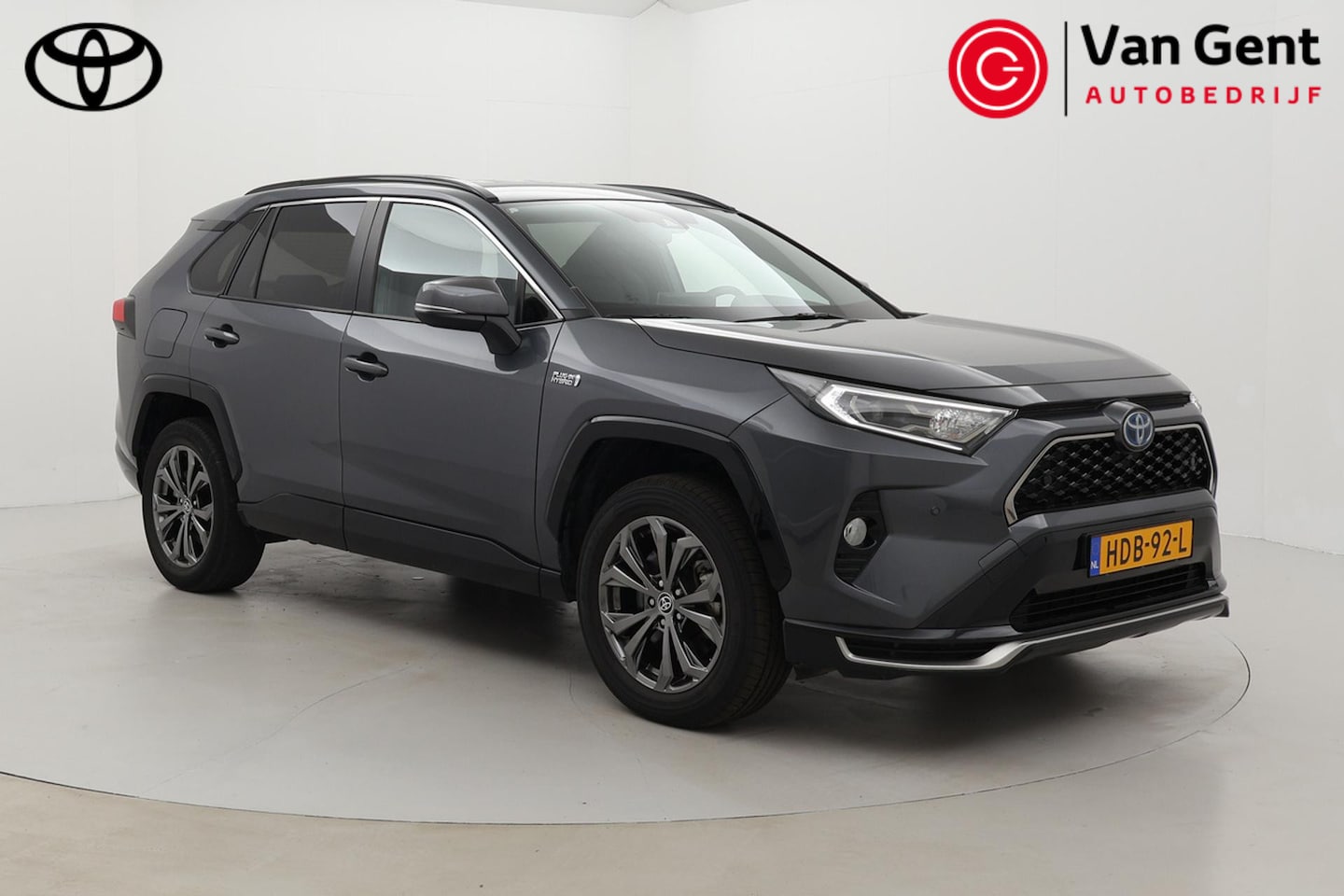 Toyota RAV4 - 2.5 Plug-in Hybrid AWD Dynamic | Apple Carplay / Android Auto | Stoel-/achterbankverwarmin - AutoWereld.nl