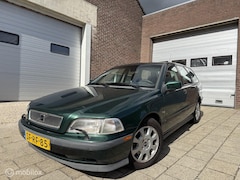 Volvo V40 - 1.8 Luxury