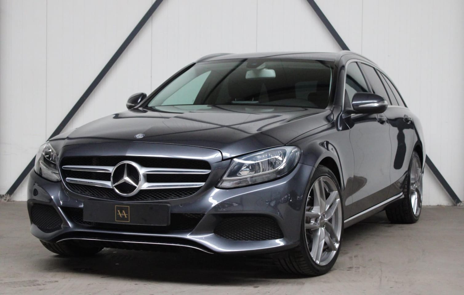 Mercedes-Benz C-klasse Estate - 180 Ambition l Luchtvering l Elektrische achterklep, Camera - AutoWereld.nl