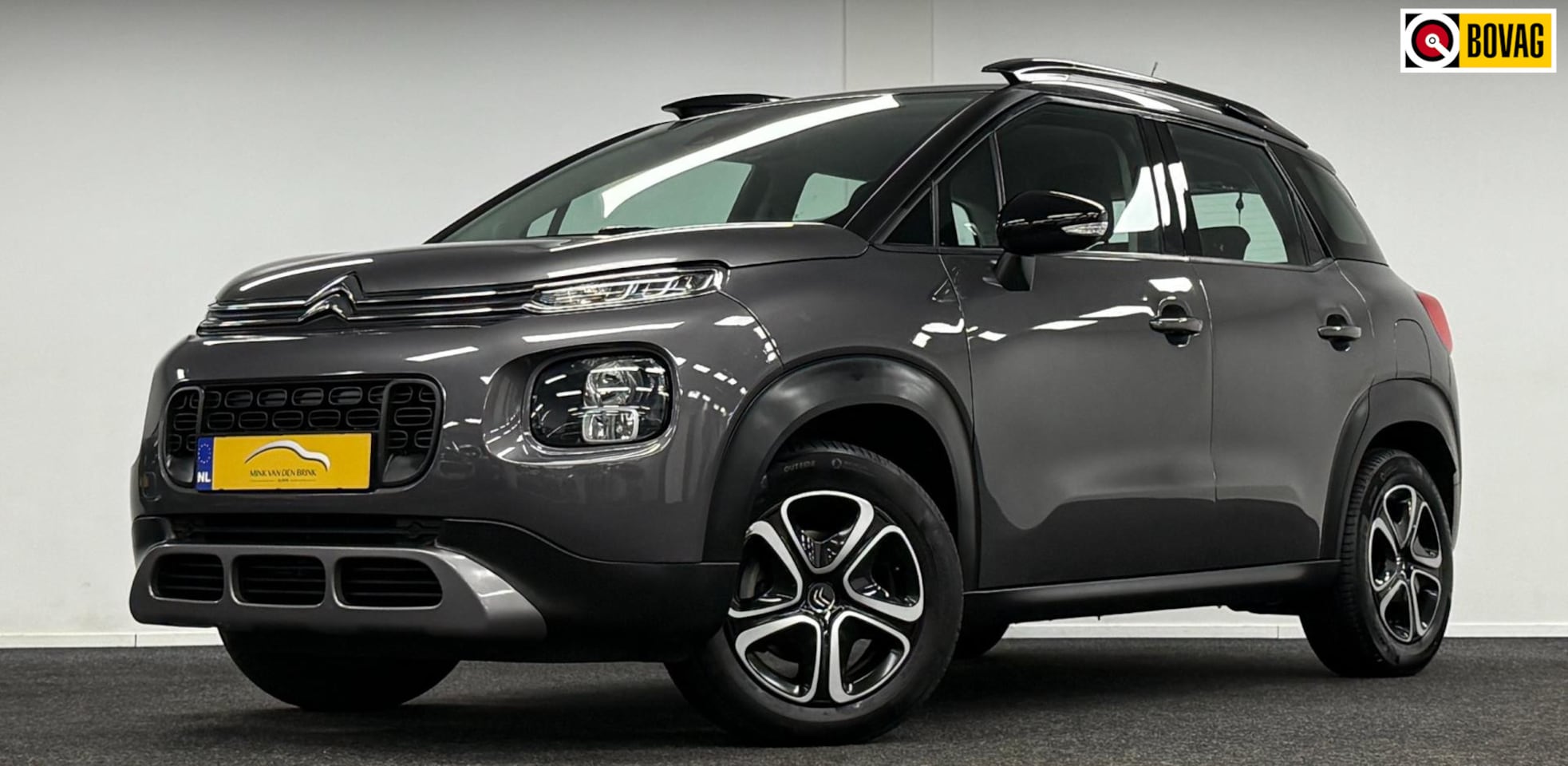 Citroën C3 Aircross - 1.2 PureTech S&S Shine *28Dkm*Carplay*Automaat*LMVelgen* - AutoWereld.nl