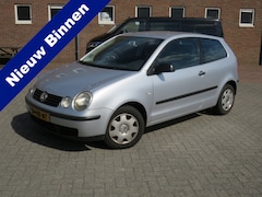 Volkswagen Polo - 1.4-16V APK 18-10-2026 * Stuurbekrachtiging * Cruise Controle