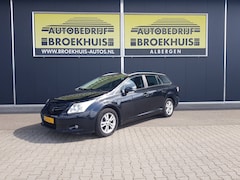 Toyota Avensis Wagon - 1.8 VVTi Dynamic