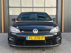 Volkswagen Golf - 1.4 TSI ACT Highline R-Line Navi|Trekhaak|Xenon