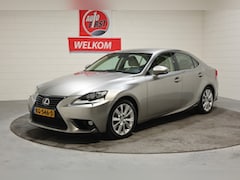 Lexus IS - 300h Luxury Line, Dealer onderhouden, Navi, Cruise, Clima, Leer stoelkoeling, Xenon, Licht