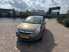 Opel Corsa - 1.4-16V '111' Edition