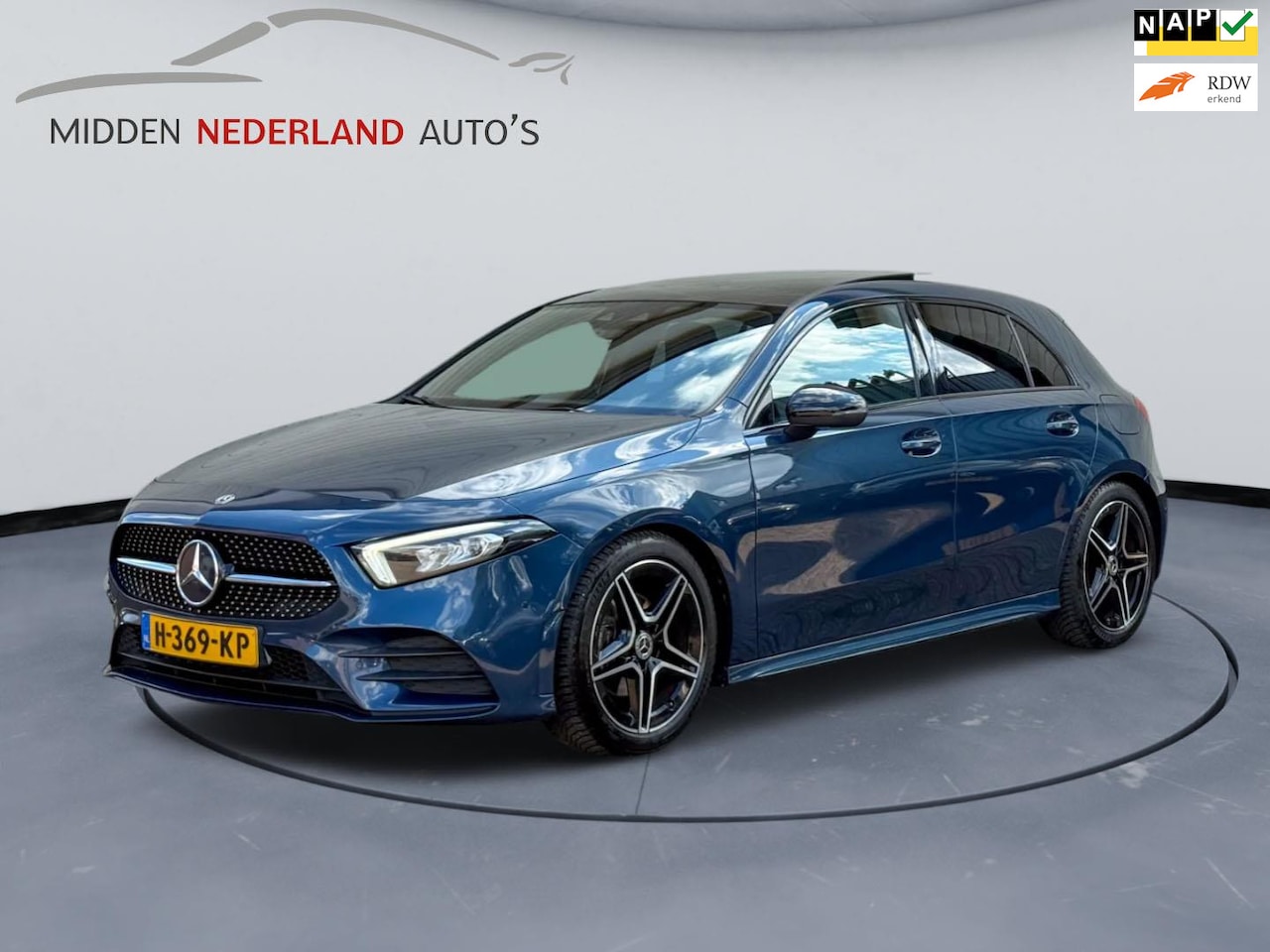 Mercedes-Benz A-klasse - 180 Business Solution AMG * PANORAMA DAK * CAMERA * AMG PAKKET * - AutoWereld.nl