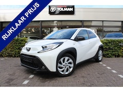 Toyota Aygo X - 1.0 VVT-i MT First | Rijklaar | Stoelverw. | Clima | Privacyglass | Apple/Android | LED |