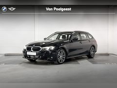 BMW 3-serie Touring - 330e | Curved Display | Parking Assistant | Stoel Verwarming