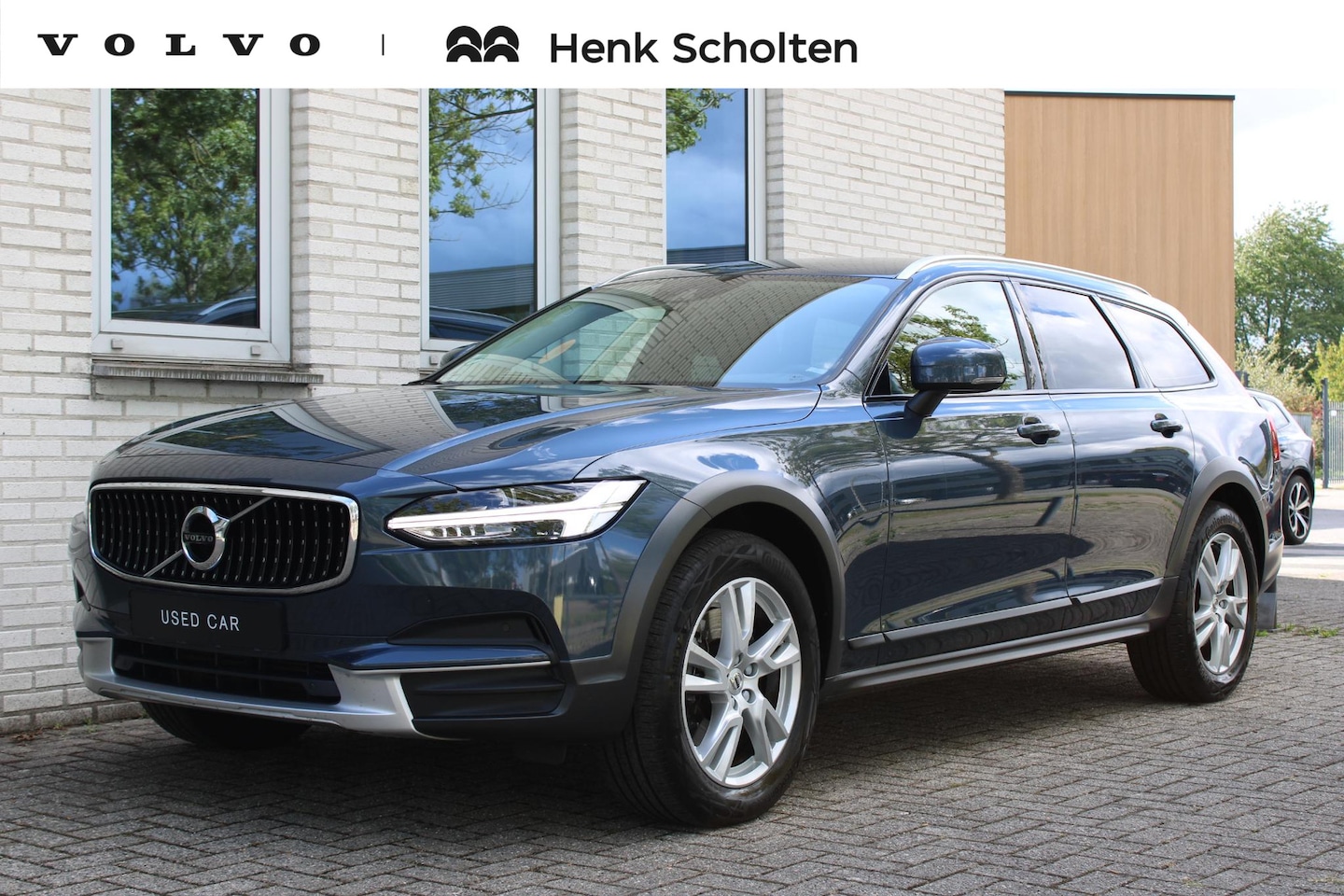 Volvo V90 Cross Country - T5 Automaat 90th Anniversary Edition - AutoWereld.nl