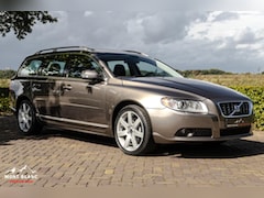 Volvo V70 - 3.0 T6 AWD Summum