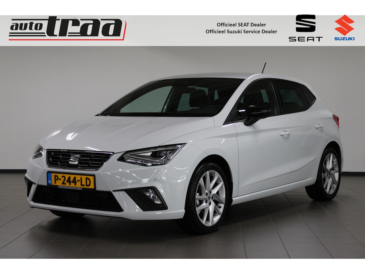 SEAT Ibiza - 1.0 EcoTSI FR / 17'' LMV / PDC voor + achter / Full led / Rij modus / - AutoWereld.nl