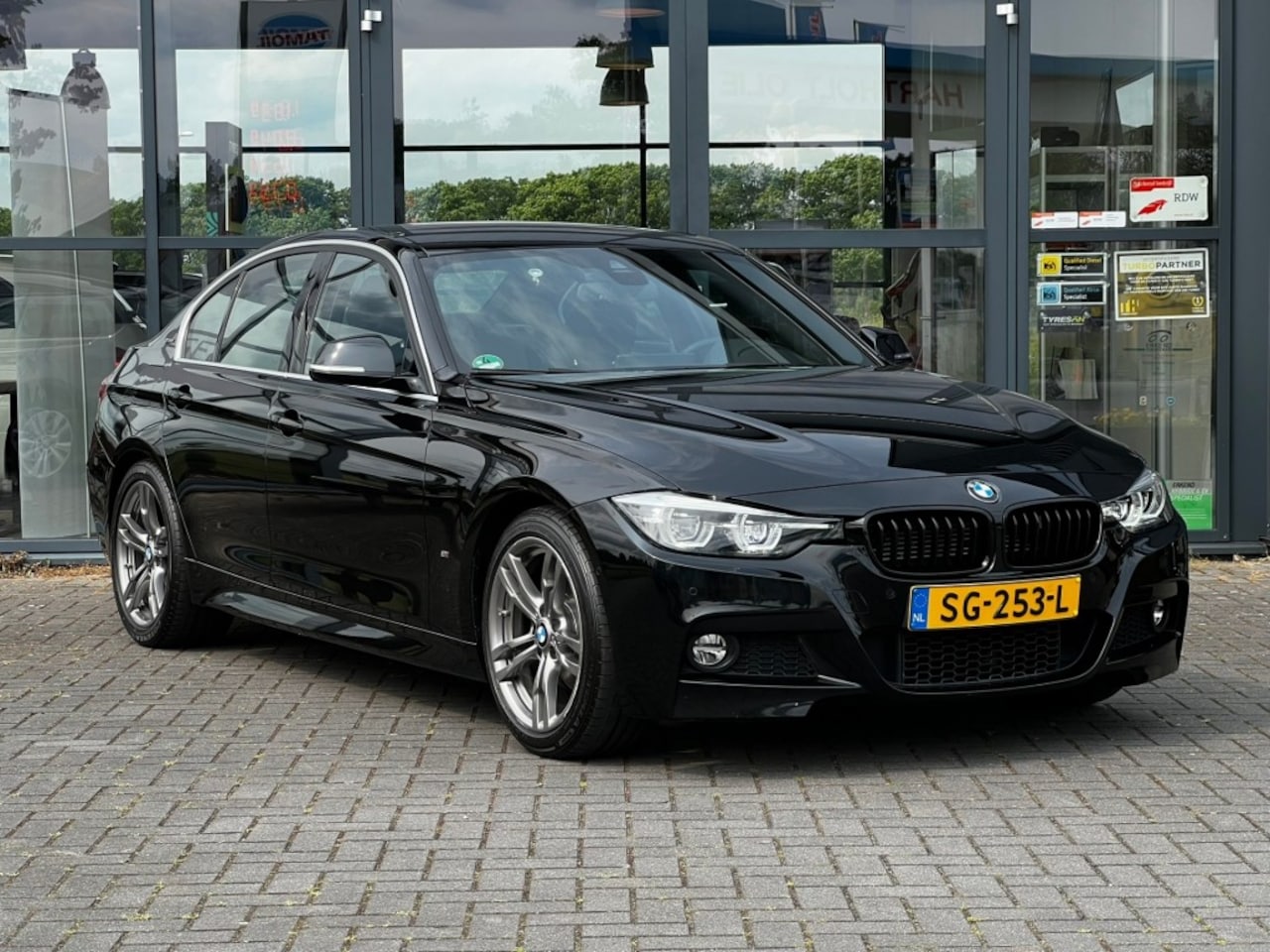 BMW 3-serie - 330E MSP. EXEC. - AutoWereld.nl