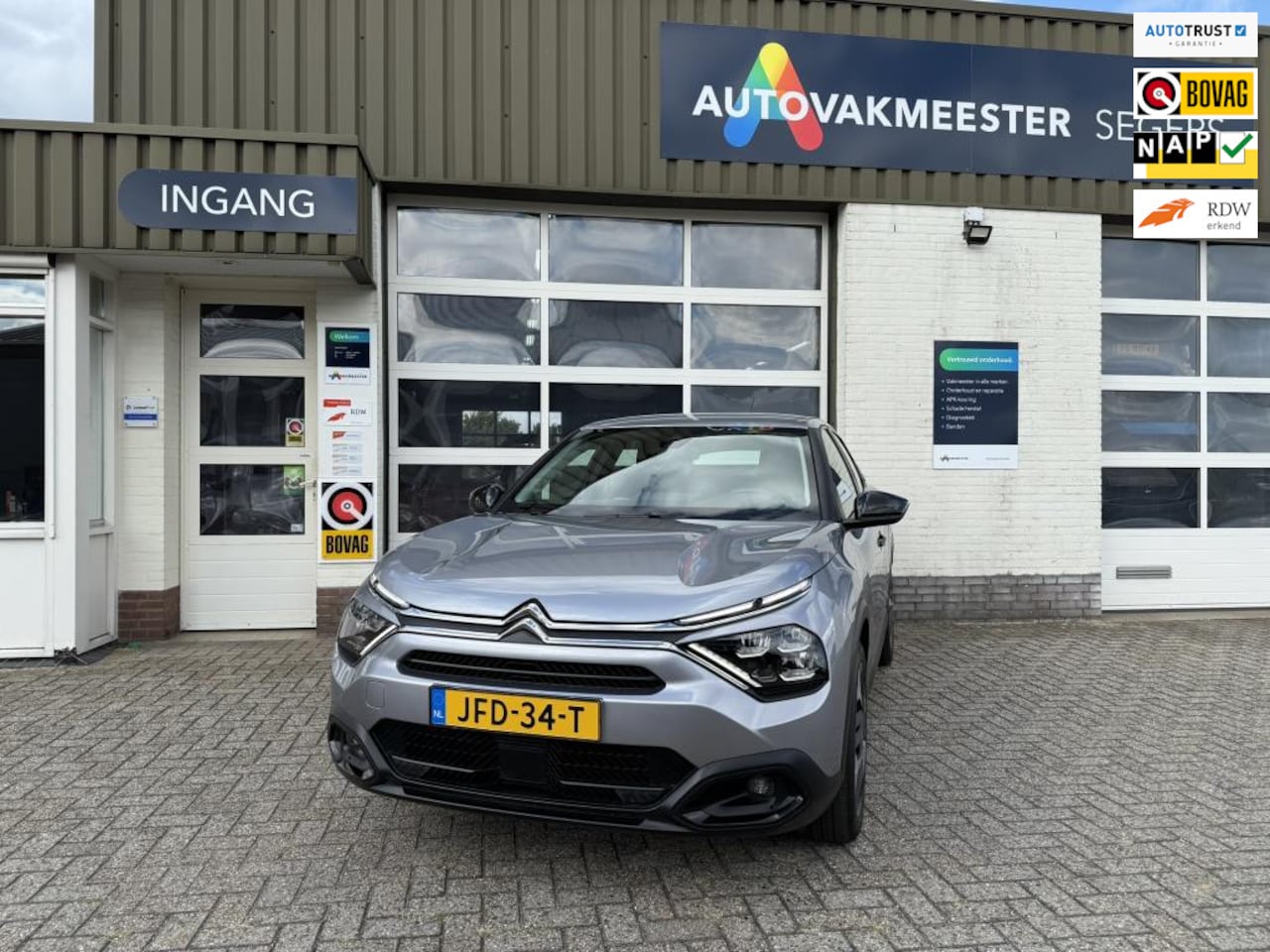 Citroën C4 - 1.2 Puretech Feel|Carplay|Clima|Camera| - AutoWereld.nl