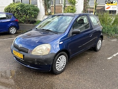 Toyota Yaris - 1.0-16V VVT-i Terra/ Inruilkoopje