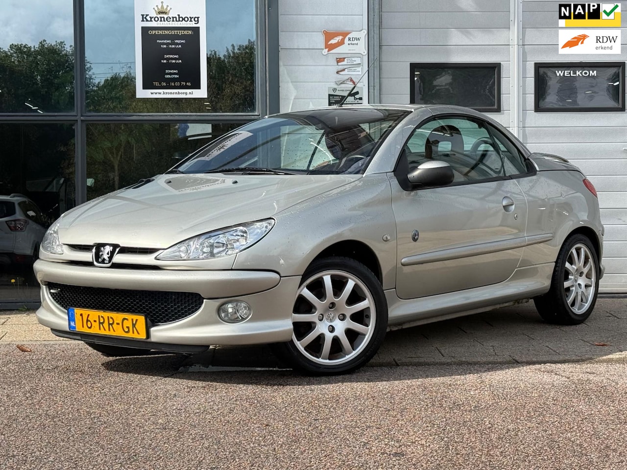 Peugeot 206 CC - 1.6-16V Roland Garros 1.6-16V Roland Garros, CABRIO, NAP, APK - AutoWereld.nl