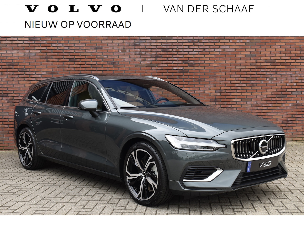 Volvo V60 - T6 350PK Plug-in hybrid AWD Ultra Bright | Lounge | 19'' | Bowers & Wilkins | 360 Camera | - AutoWereld.nl