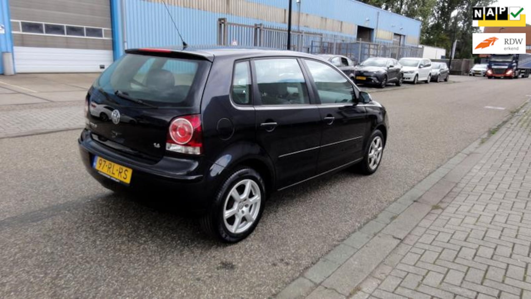 Volkswagen Polo - 1.4-16V Comfortline NAP 5 Deurs Airco Apk 11/09/2026 - AutoWereld.nl
