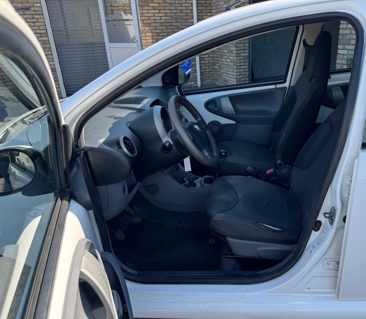 Toyota Aygo - 1.0-12V Access Bj 2011 Airco 5 Deurs lage wegenbelasting - AutoWereld.nl