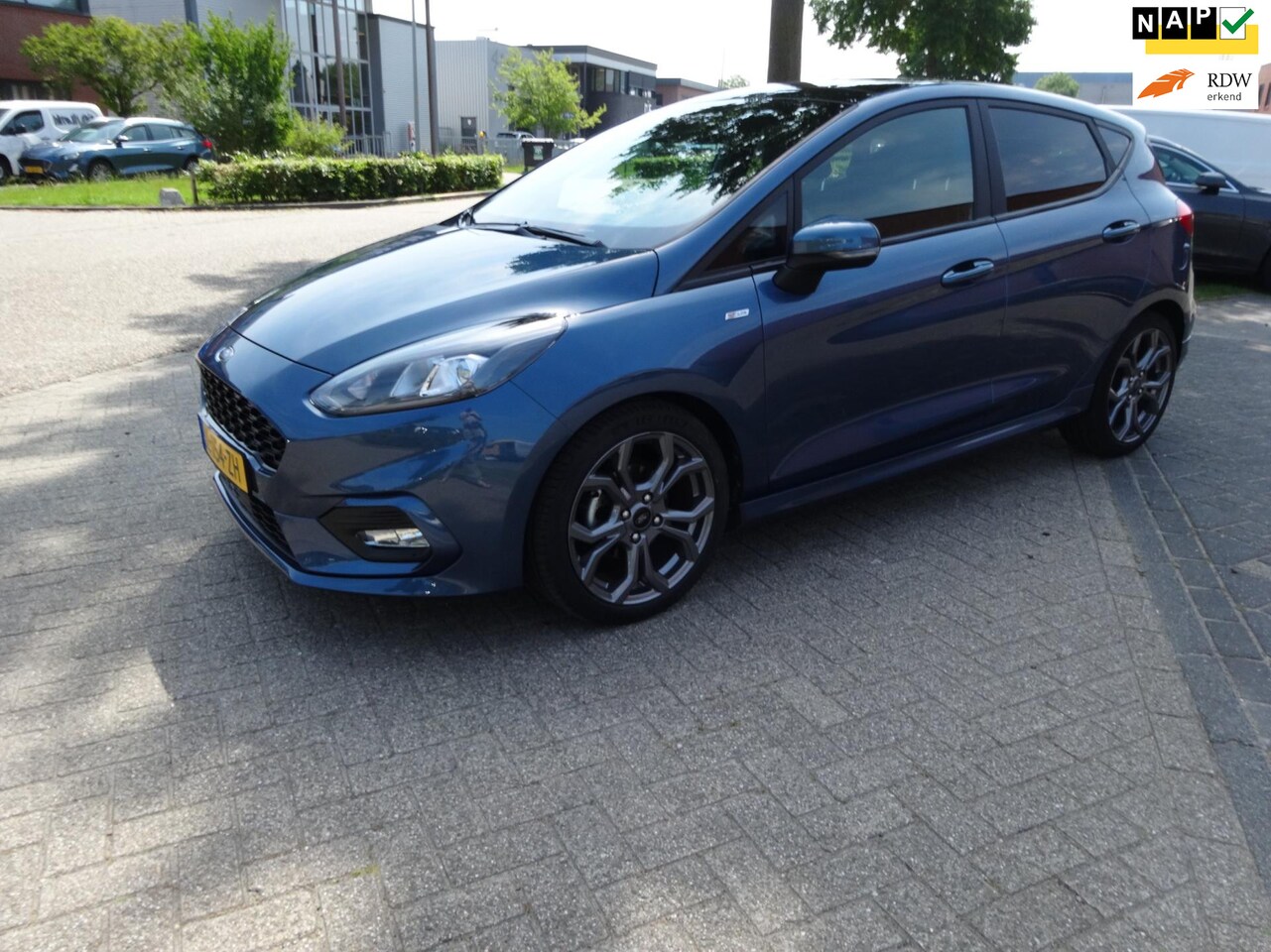 Ford Fiesta - 1.0 EcoBoost Hybrid ST-Line X/Navi/Airco/Panoramdak - AutoWereld.nl