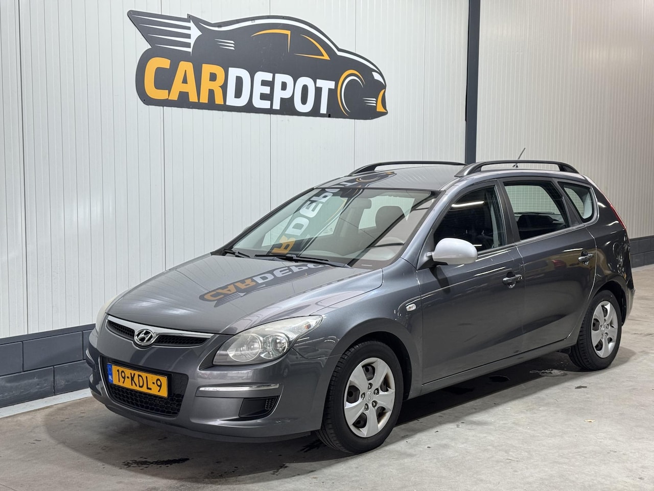 Hyundai i30 CW - 1.4i Blue Active Cool 1.4i Blue Active Cool - AutoWereld.nl