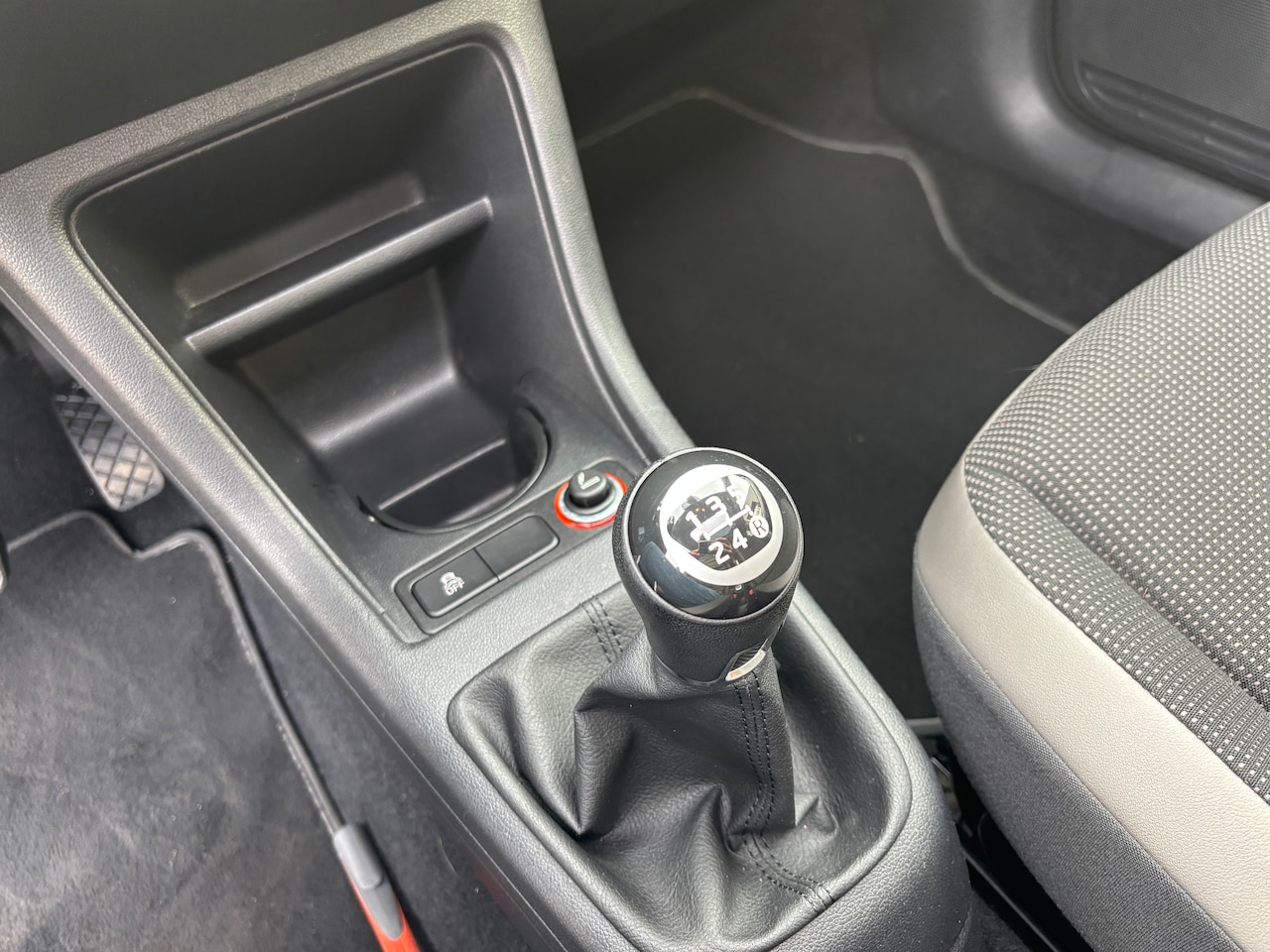 Volkswagen Up! - 1.0 high up! BlueMotion | Org-NL auto. Panorama-schuifdak. 1e eig. Cruise. Airco.