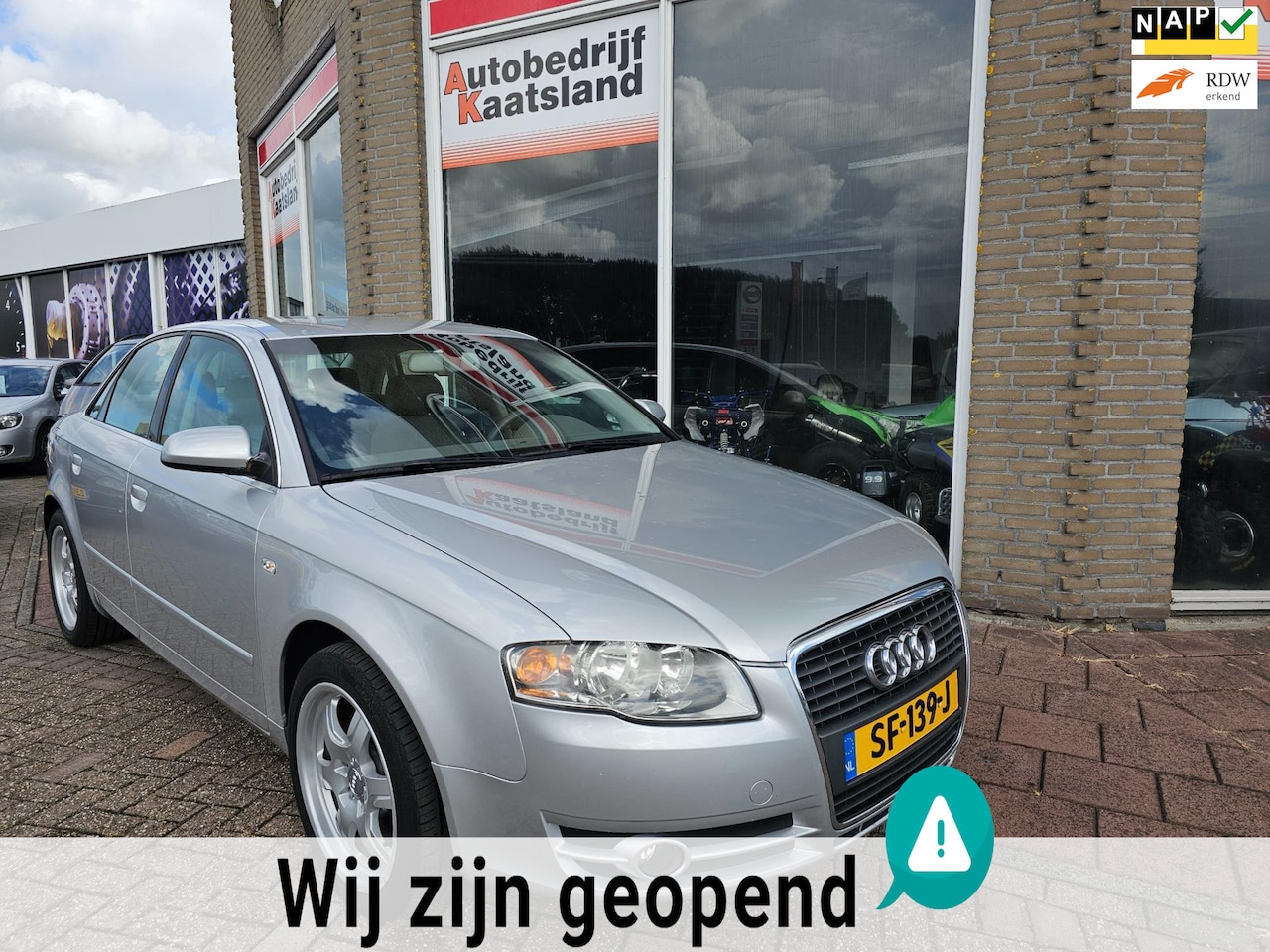 Audi A4 Limousine - 2.0 Pro Line Business - AutoWereld.nl