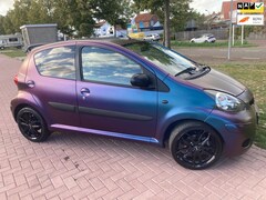 Toyota Aygo - Navigatie | 2011 | 5 Deurs | 99.945 KM + NAP | Dealeronderhouden
