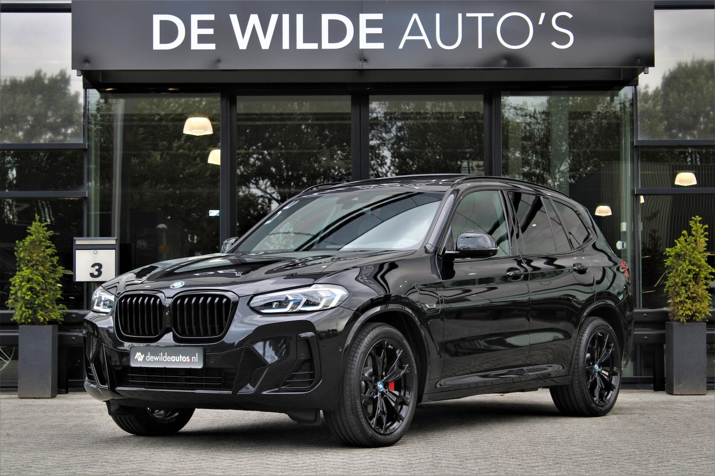 BMW X3 - xDrive30e M-sport 292pk Pano Harman/kardon Trekhaak Stoelventilatie Memory Head-up Laser - AutoWereld.nl