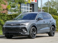 Volkswagen Tiguan - 1.5 eHybrid R-Line 272pk Edition Black Style