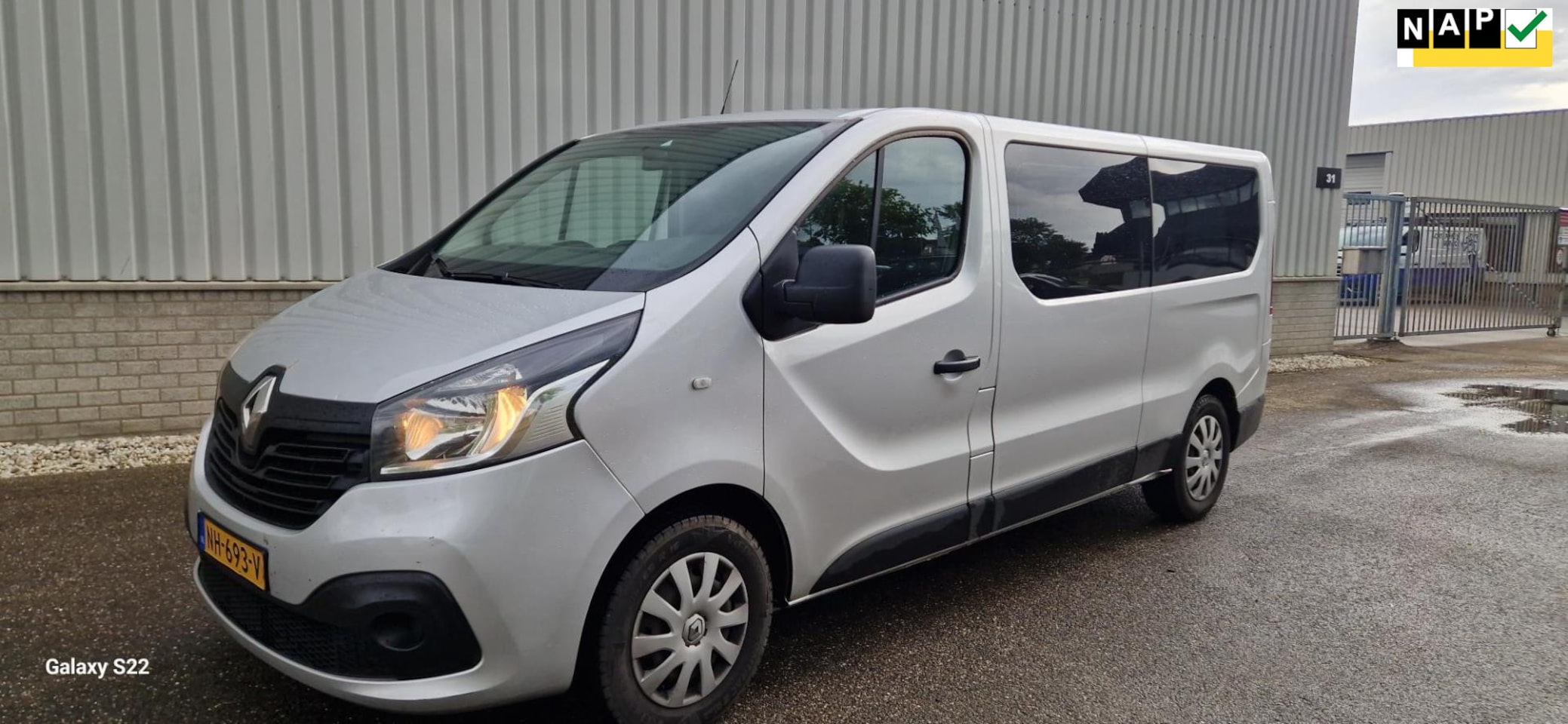 Renault Trafic Passenger - 1.6 dCi Grand Authentique Energy 1.6 dCi Grand Authentique Energy - AutoWereld.nl