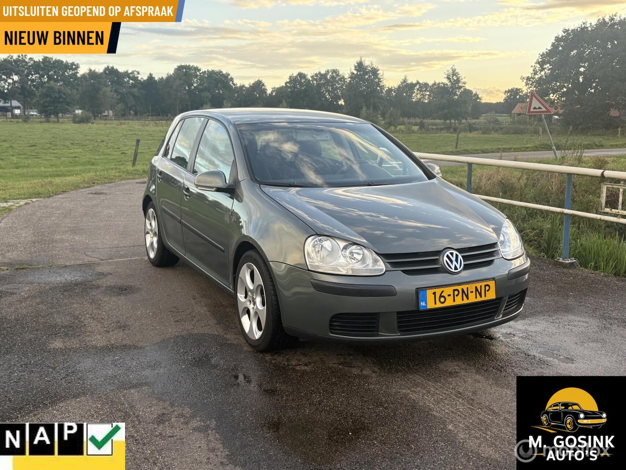 Volkswagen Golf - 1.6 FSI 5 DEURS Airco APK Nieuw 13-10-26 NAP - AutoWereld.nl