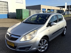 Opel Corsa - 1.4-16V 2011 5-deurs Parkeersensor Climate/Cruise