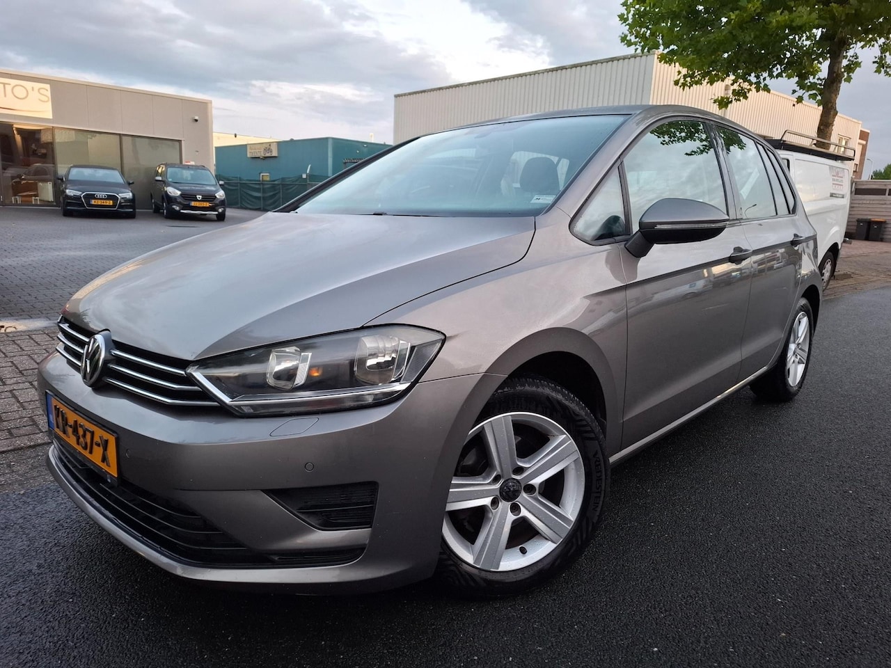 Volkswagen Golf Sportsvan - 1.2 TSI Highline CLIMA/CRUISE/NAVI/PDC! - AutoWereld.nl