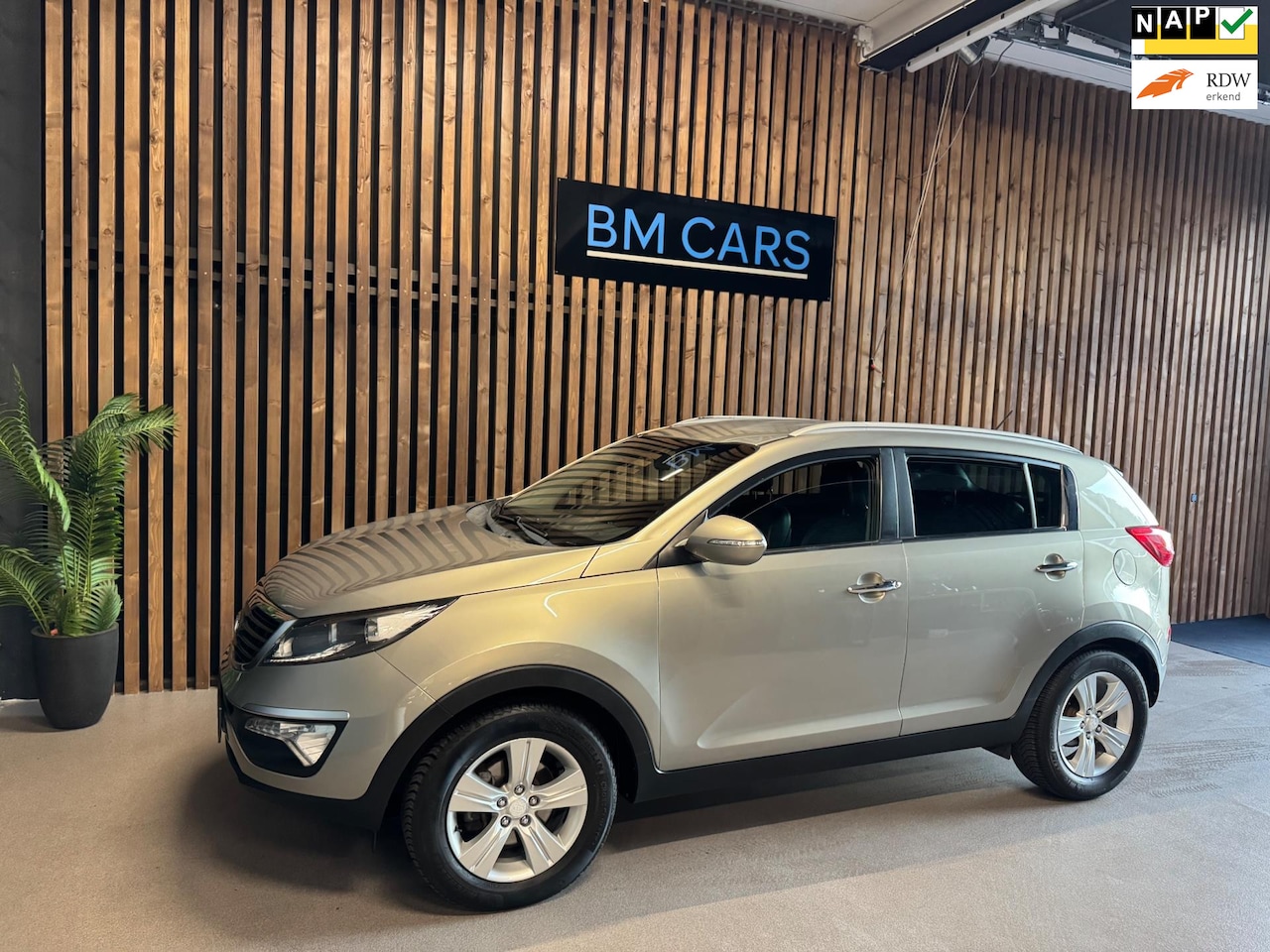 Kia Sportage - 1.6 GDI X-ecutive Plus Pack Clima,Trekhaak,Cruise - AutoWereld.nl