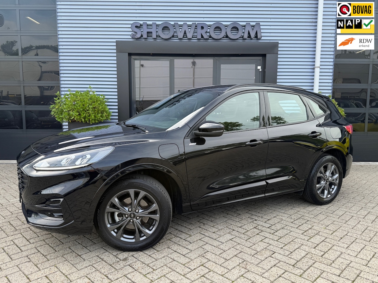Ford Kuga - 2.5 PHEV ST-Line X Automaat|Leder|Camera|Navi|18inch|Cruise - AutoWereld.nl