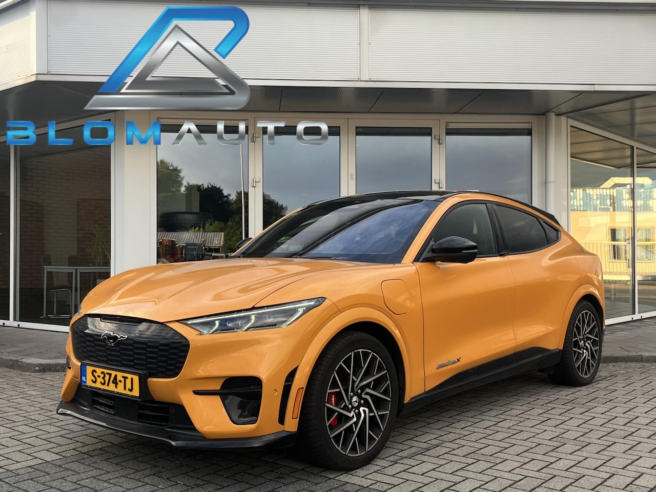 Ford Mustang Mach-E - GT 488PK AWD 98 kWh PANO+B&O+360CAM BTW - AutoWereld.nl