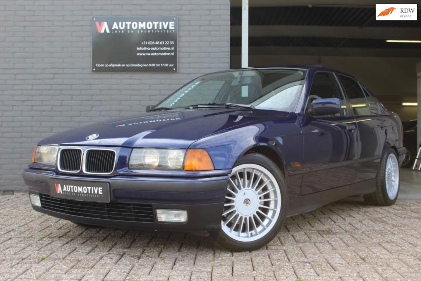 BMW 3-serie - 325iA Executive ALPINA'S DAK SPORTINTERIEUR ZONNEROLLO - AutoWereld.nl
