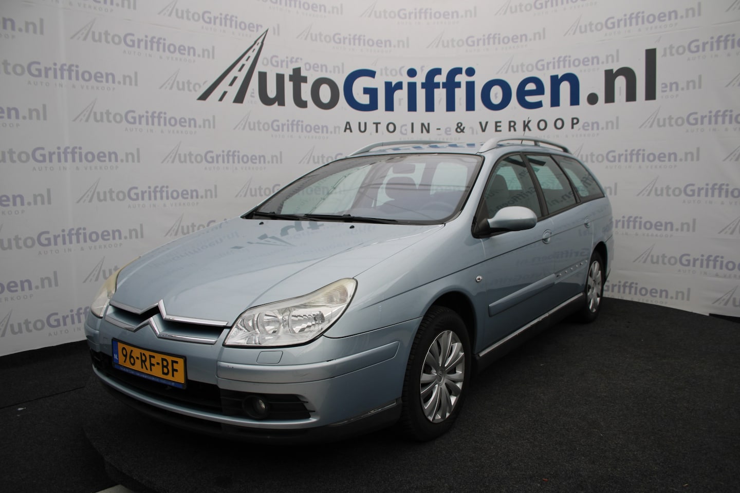 Citroën C5 Break - 2.0-16V Ligne Prestige ruime station met trekhaak - AutoWereld.nl