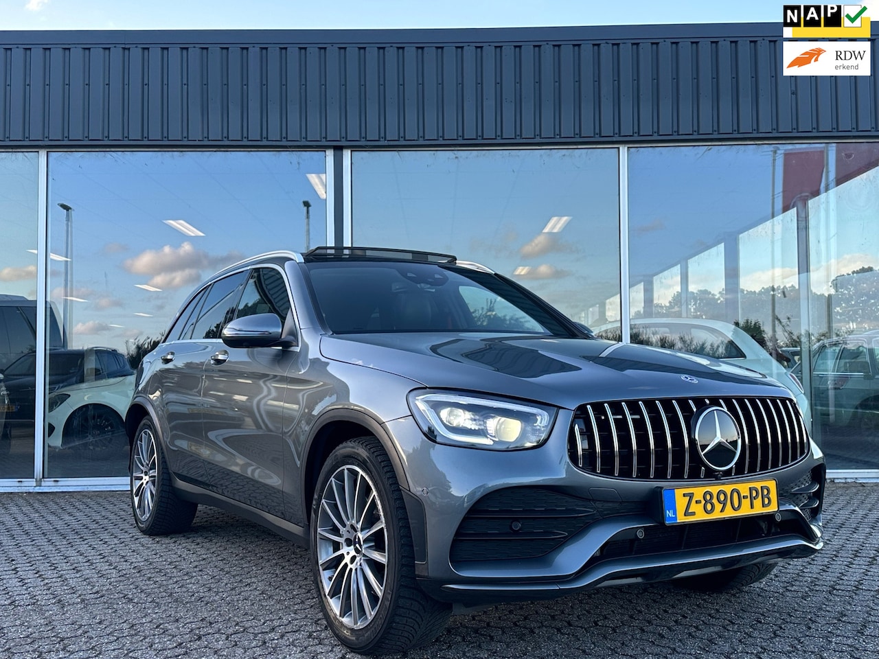 Mercedes-Benz AMG GLC - 43 4MATIC Memory Seats Stoelverkoeling Luchtvering Trekhaak 360 Camera Sport+ Leer - AutoWereld.nl