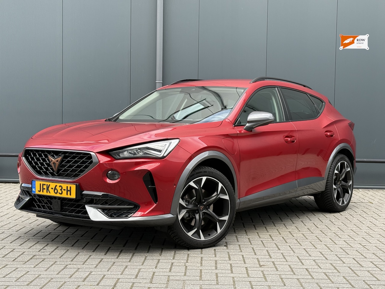 CUPRA Formentor - 1.4 e-Hybrid Business 204pk PHEV 2022 Automaat | Carplay | Camera | Navi | 19” - AutoWereld.nl