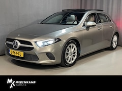 Mercedes-Benz A-klasse - 180 Business Solution Luxury 17"/Panoramadak/Elektrische stoelen + memory/Keyless/Trekhaak