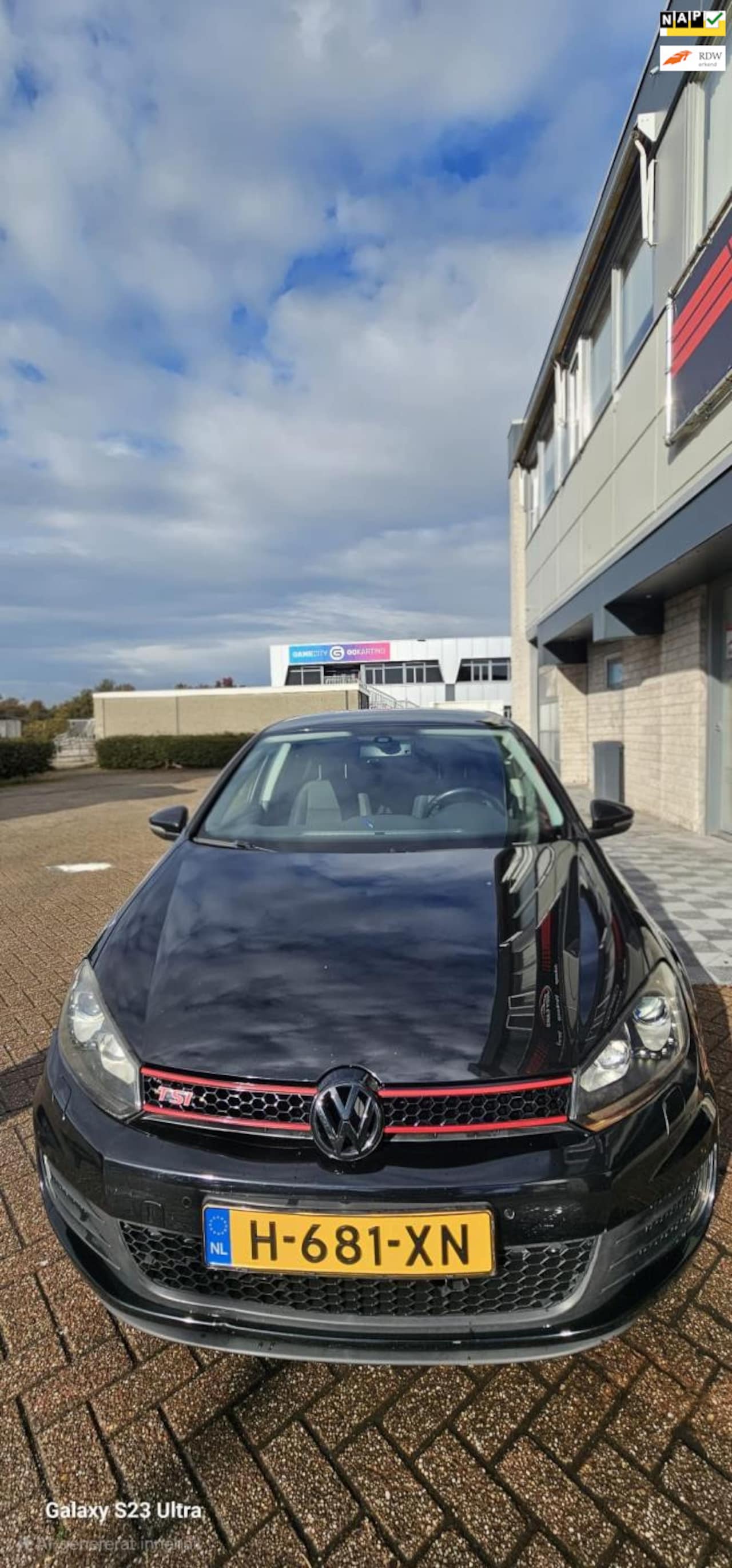 Volkswagen Golf - 1.2 TSI Highline BlueMotion 1.2 TSI Highline BlueMotion - AutoWereld.nl