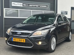 Ford Focus - 1.8 16V Limited I AIRCO I NAVI I TREKHAAK