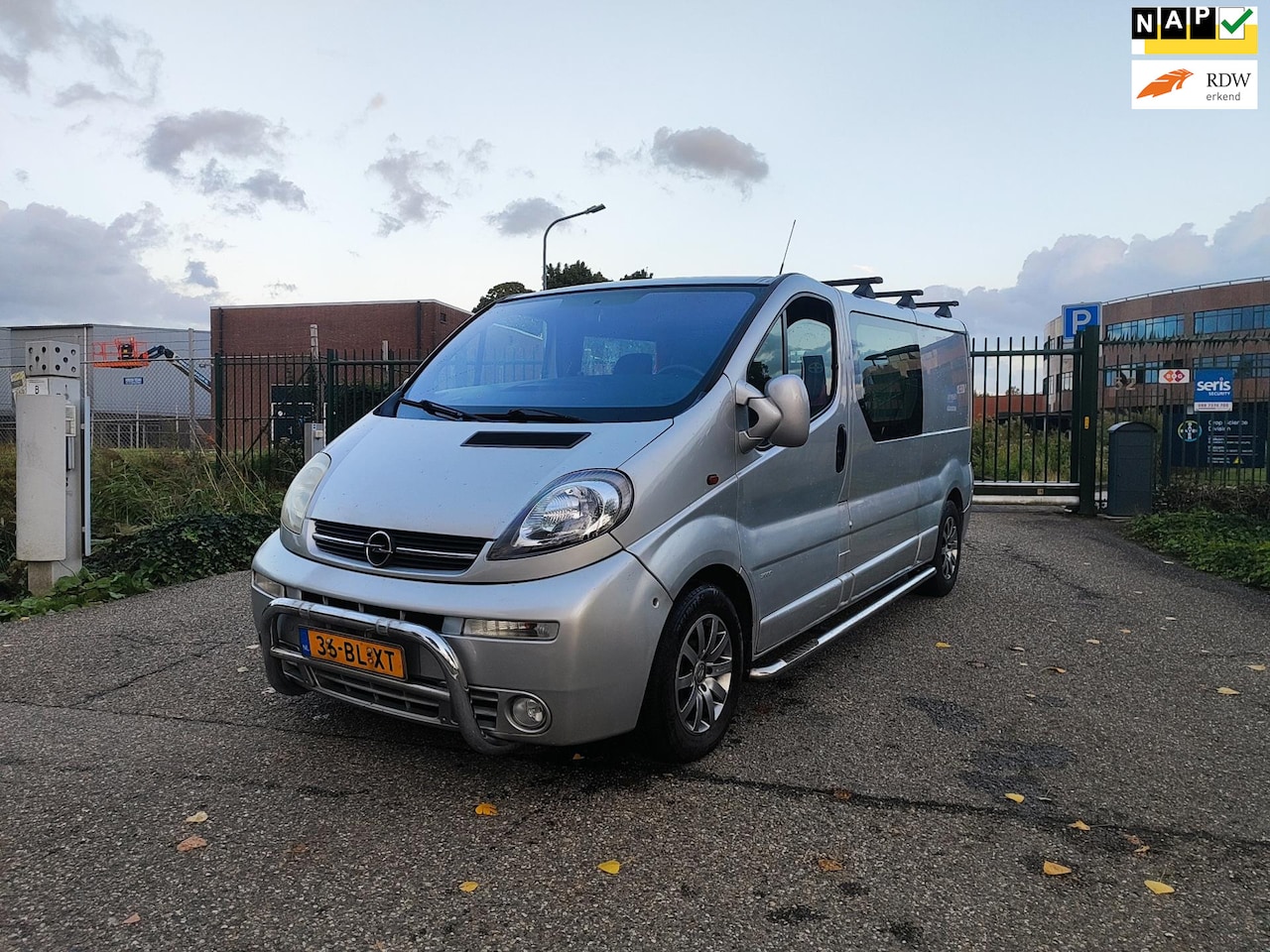 Opel Vivaro - 2.5 DTI L2H1 DC Airco! Nap!!! - AutoWereld.nl