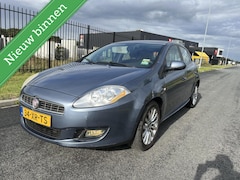 Fiat Bravo - 1.4 NIEUWE APK - AIRCO