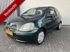 Toyota Yaris - 1.3-16V VVT-i NIEUWE APK