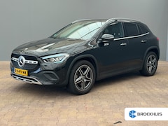 Mercedes-Benz GLA-Klasse - 200 Progressive Camera | Trekhaak | Stoelverwarming | AMG Styling | Elek. Achterklep | Par