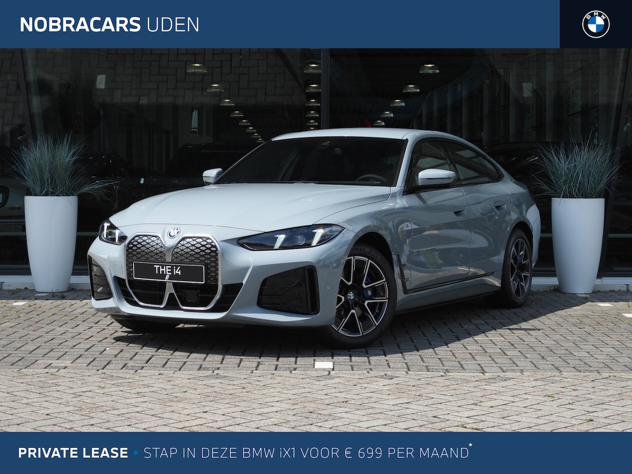 BMW i4 - eDrive40 M Sport / Stoelverwarming / Parking Assistant / Widescreen Display / Live Cockpit - AutoWereld.nl