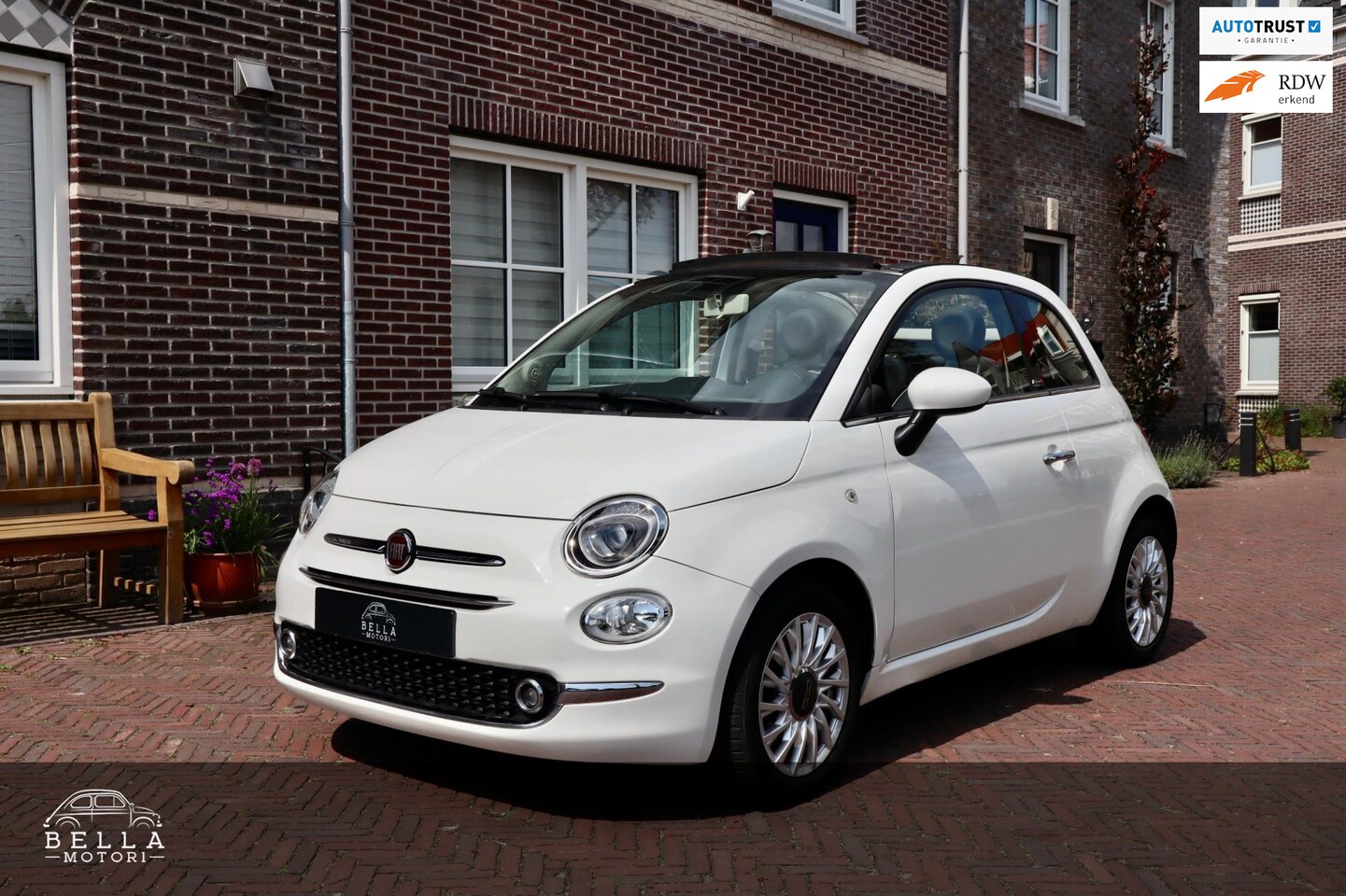 Fiat 500 C - 0.9 TwinAir Lounge | Cabrio | Uconnect navigatie | Parkeersensoren | Lichtmetalen velgen | - AutoWereld.nl