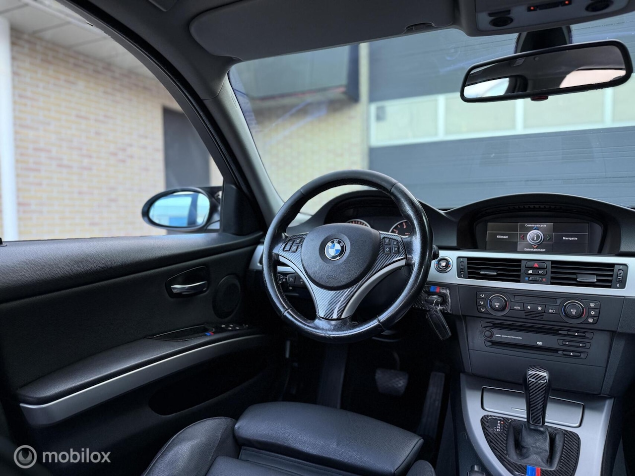 BMW 3-serie - 320i High Executive|Automaat|Sport|Navi|LeerLM17 - AutoWereld.nl